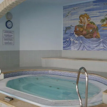 Apartamento Com Piscina, By Iziboo Kings شقة *